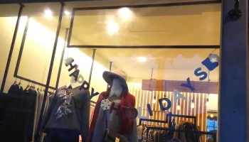 W-Star服饰 - 苗栗縣苗栗市