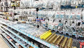 振宇五金 高雄左营店 - 813029台湾高雄市左營區曾子路202號