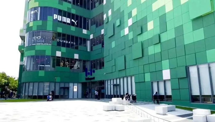 23Qu LalaportTai Zhong Dian Shi Pin - Taichung City, East District