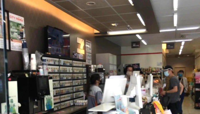 7 -  Eleven Fu Ji Men Shi 視頻 - Hualien County, Hualien City