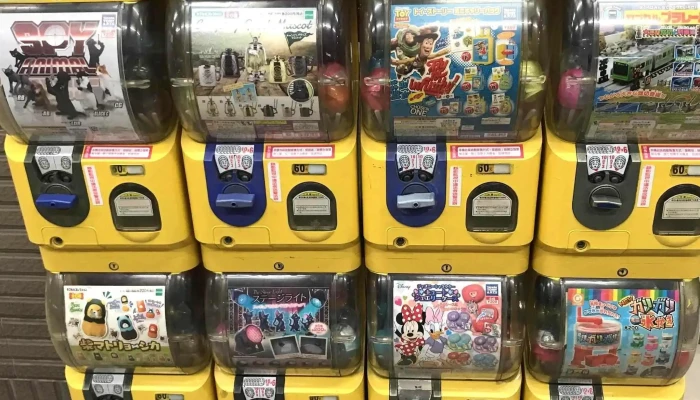 7 -  Eleven Lian Zan Men Shi 視頻 - Hualien County, Hualien City