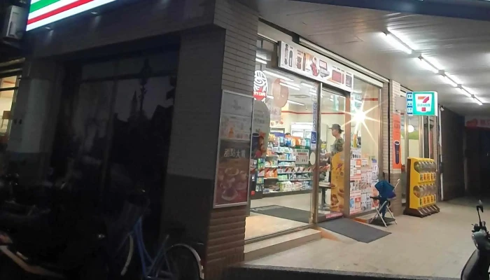 7 -  Eleven Lian Zan Men Shi 評論 - Hualien County, Hualien City