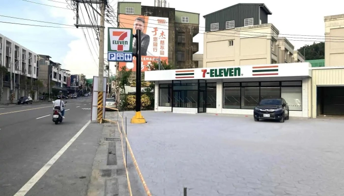 7 -  Eleven Tou Jiang Men Shi Shang Jia Shang Chuan - Miaoli County, Touwu Township