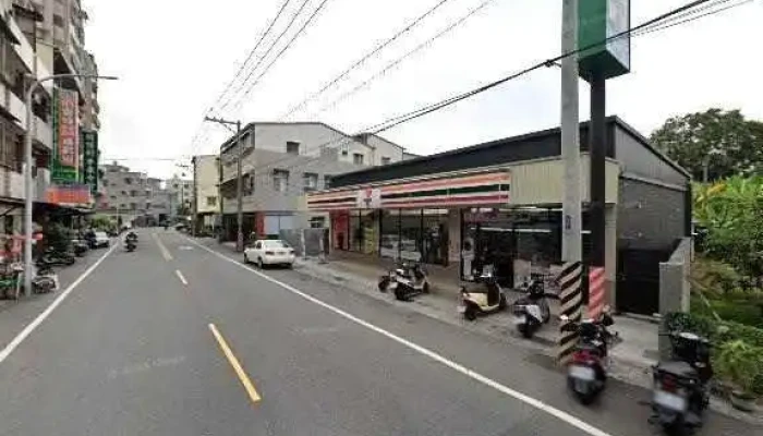 7 -  Eleven Yu An Men Shi Jie Jing He 360 Du Quan Jing Zhao - Chiayi City, 东区