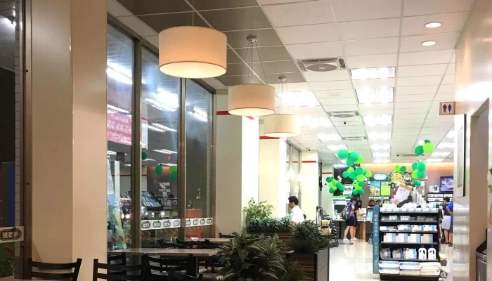 7 -  Eleven Zhang De Men Shi 評論 - Changhua County, Changhua City