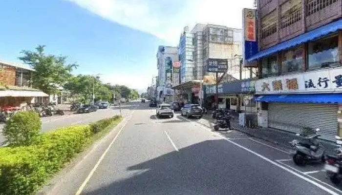 Da Le Fu Liu Xing Liang Fan Ming Dian Jie Jing He 360 Du Quan Jing Zhao - Yilan County, Yilan City