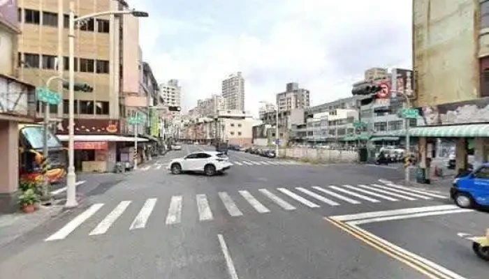 Jia He Chao Shang Jie Jing He 360 Du Quan Jing Zhao - Kaohsiung City, Sinsing District