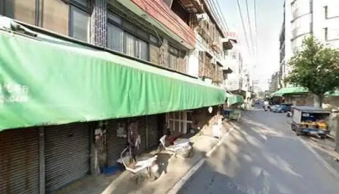 Jia Yi Xing Nong Xing Ji Rou Chao Shi Jie Jing He 360 Du Quan Jing Zhao - Chiayi City, East District