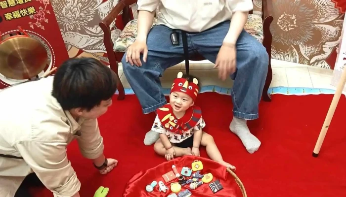 Li Ying Fang  Yi Lan Men Shi Zui Xin - Yilan County, Yilan City