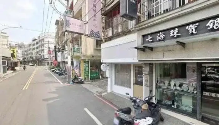 Mi Si Mi Ming Pai Chang Huo Zhong Xin Quan Bu - Changhua County, Yuanlin City