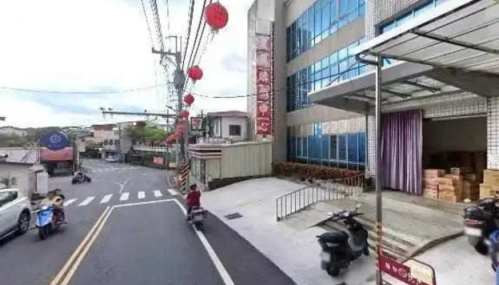 Nan Hua Qu Nong Hui Chao Shi Jie Jing He 360 Du Quan Jing Zhao - Tainan City, Nanhua District