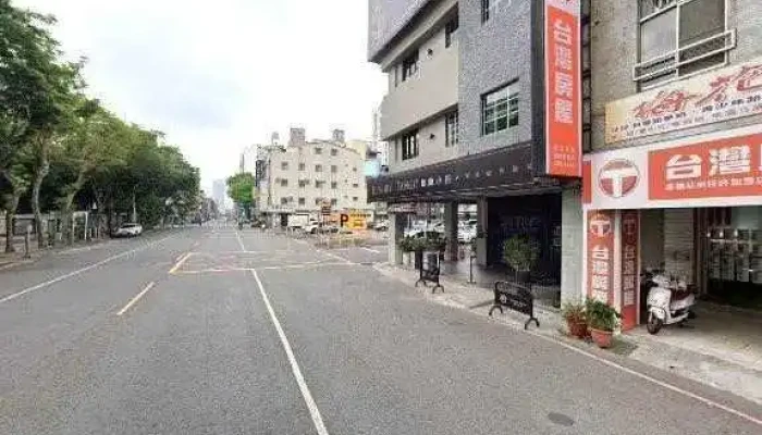 Quan Lian Fu Li Zhong Xin Px Mart Xin Xing Lin Sen Yi Jie Jing He 360 Du Quan Jing Zhao - Kaohsiung City, Sinsing District