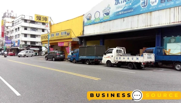 Quan Lian Fu Li Zhong Xin Pxmart Hua Lian Jian Guo Quan Bu - Hualien County, Ji’an Township