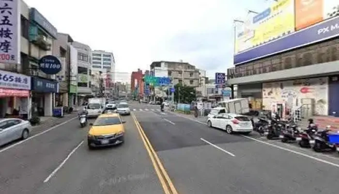 Quan Lian Fu Li Zhong Xin Pxmart Tao Yuan Fu Xing Dian Jie Jing He 360 Du Quan Jing Zhao - Taoyuan City, Taoyuan District