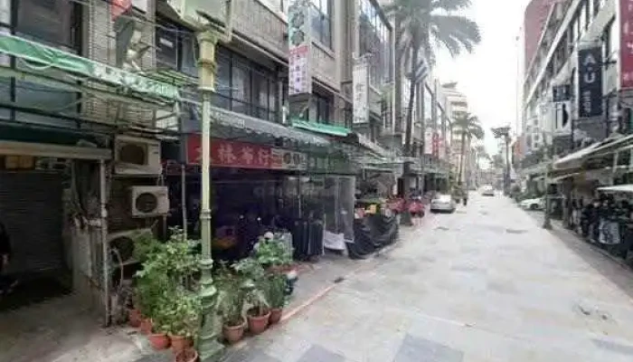 Shuai Gong Zi Nan Shi Dian Jie Jing He 360 Du Quan Jing Zhao - Taichung City, Central District