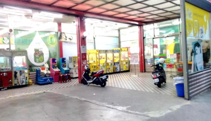 Song Ben Sheng Xian Chao Shi Ting Che - Yunlin County, Lunbei Township