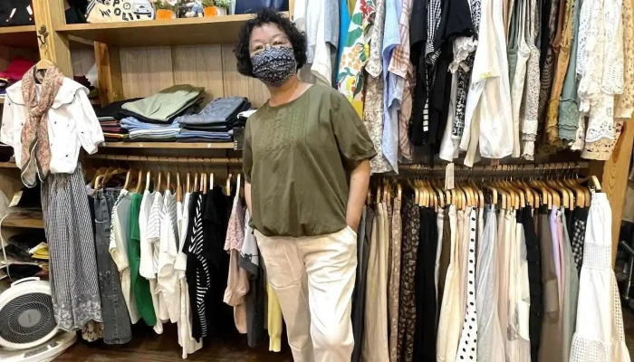 Xiang Shang Cai Hong Fu Shi Quan Bu - Taichung City, West District
