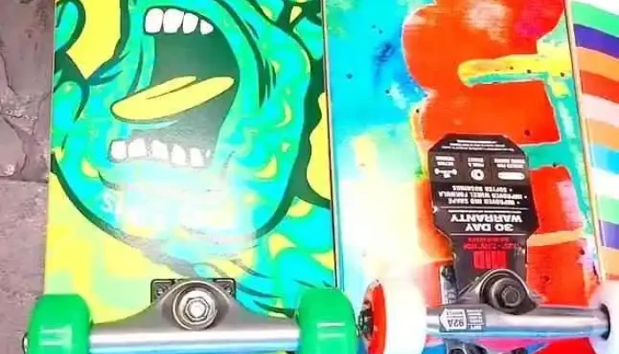 Xing Chen Hua Ban Fu Shi Dian Stardust Skate Shop Nei Bu - Pingtung County, Pingtung City