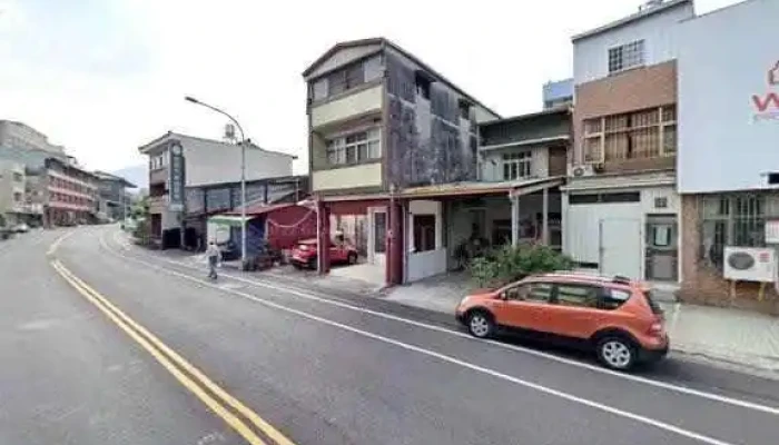 Ya Zu Nan Shi Fu Zhuang Dian Jie Jing He 360 Du Quan Jing Zhao - Nantou County, Puli Township