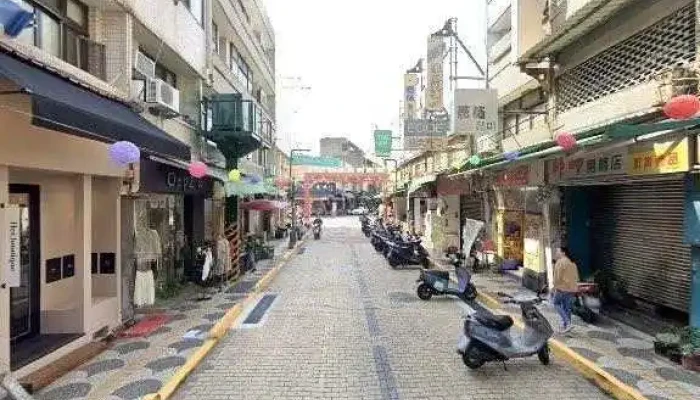 B Club Zhang Hua Men Shi Jie Jing He 360 Du Quan Jing Zhao - Changhua County, Changhua City