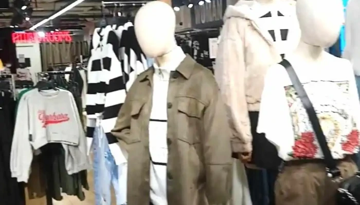 Bershka -  Shi Pin - Taichung City, North District