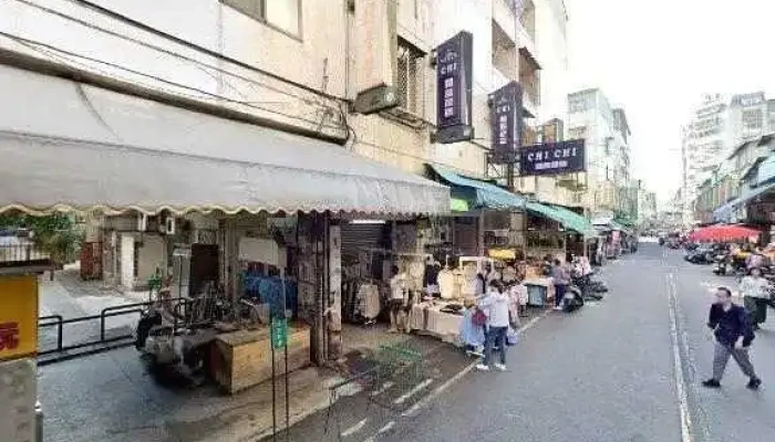 Chi Chi Jing Pin Fu Shi Jie Jing He 360 Du Quan Jing Zhao - Taichung City, West District