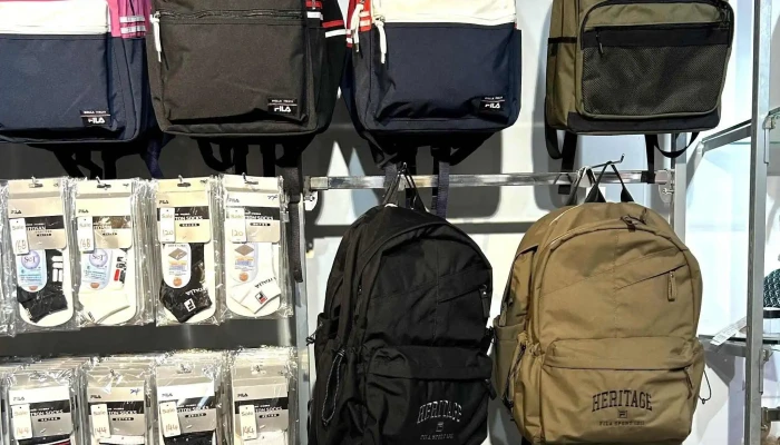 Fila Outlet Nan Tou Jia Le Fu 評論 - Nantou County, Nantou City