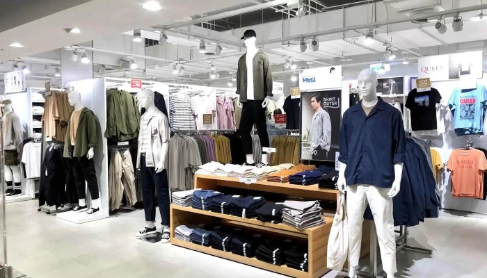 Gu 新光三越台南小西门店 - 台南市