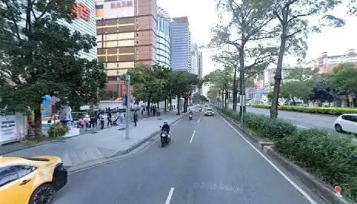 Hm Tai Zhong Da Yuan Bai Dian Jie Jing He 360 Du Quan Jing Zhao - Taichung City, Xitun District