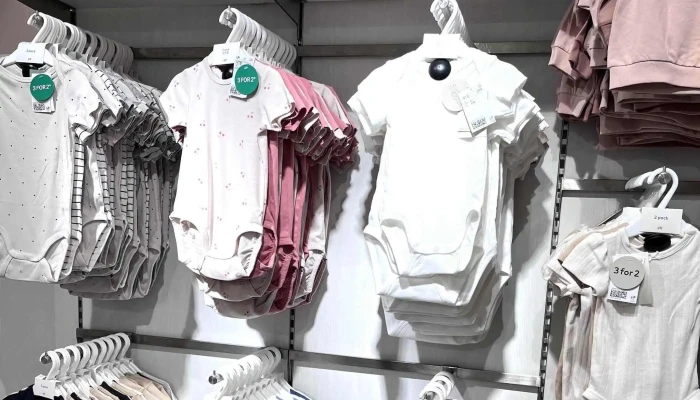 Hm Tai Zhong Da Yuan Bai Dian 服装店 - Taichung City, Xitun District