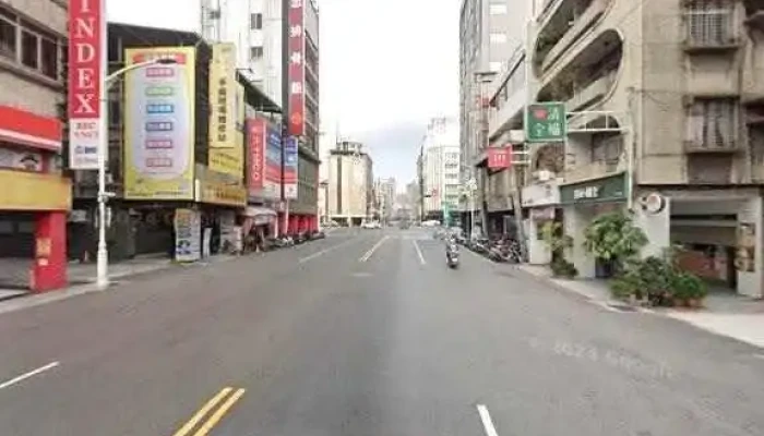Index Nan Yang Bai Huo Jie Jing He 360 Du Quan Jing Zhao - Kaohsiung City, Sinsing District