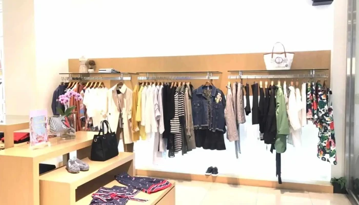 KeyWear 奇威-丽晶店 - 苗栗縣苗栗市