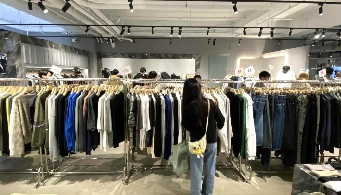 Korea Moos -  服装店 - Taichung City, North District