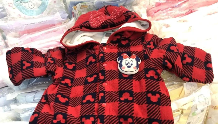 Les EnphantsLi Ying Fang  Yi Lan Lan Cheng Xin Yue Zhuan Gui Ying Er Yong Pin Dian Tong Zhuang Wan Ju 婴儿用品店 - Yilan County, Yilan City