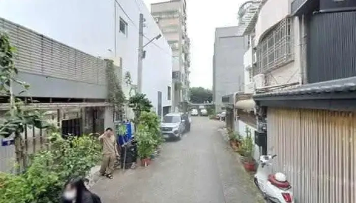 Less Standard Ban Qian Wan Cheng Jie Jing He 360 Du Quan Jing Zhao - Taichung City, West District