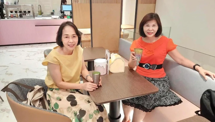 MilasAn Xin Sheng Xian Chao Shi   Tai Bei Shi Fu Qi Jian Dian Nei Bu - Taipei City, Xinyi District