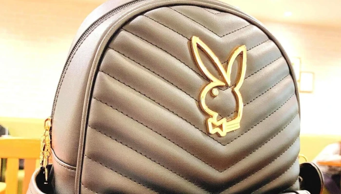 PlayboyHuang Chao Yuan Lin Dian 服装店 - Changhua County, Yuanlin City