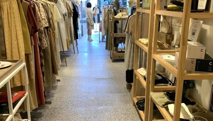 Queen Shop Feng Jia Men Shi Quan Bu - Taichung City, Xitun District
