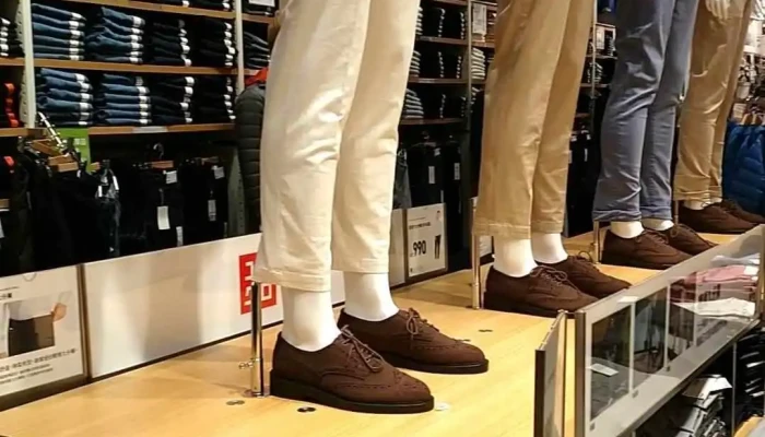 Uniqlo -  Shi Pin - Taichung City, Taiping District