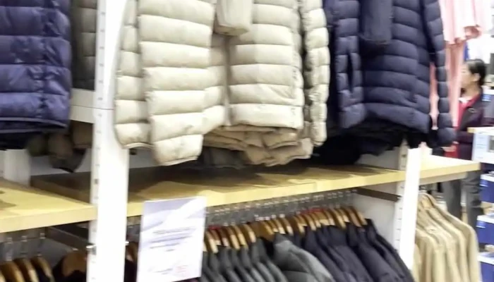 Uniqlo Showtime Live Taichung Wenxin Store -  Shi Pin - Taichung City, Nantun District