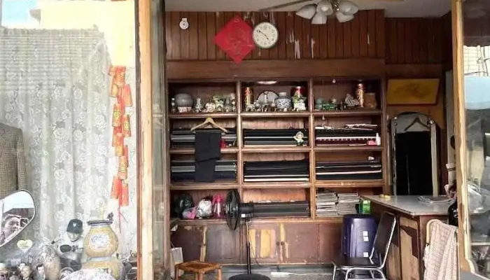 义美西服号 - Chiayi City, West District