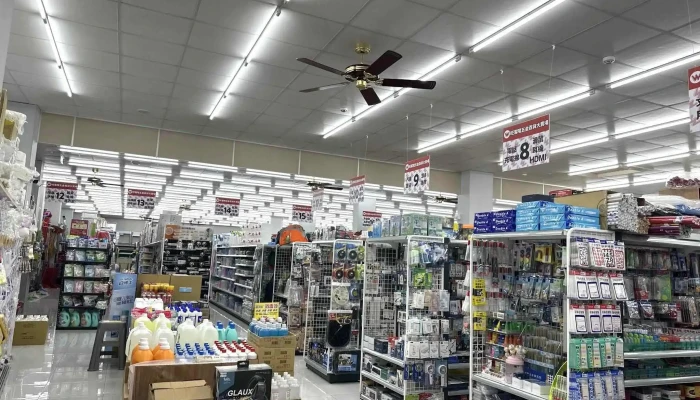 旺客隆五金百貨食品大賣場-崙背店 - 637台湾雲林縣崙背鄉仁愛街2號